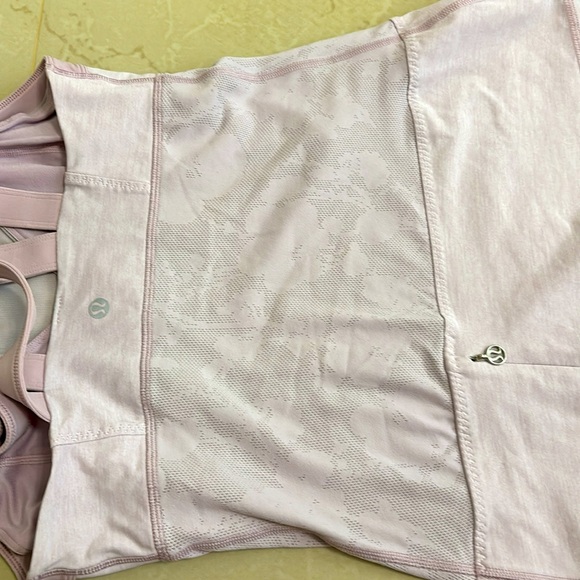 Lululemon Top - Picture 7 of 8